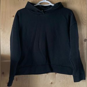 🧘🏼‍♀️Cropped Black Hoodie